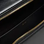 JW PEI Thea Top Handle – حقيبة يد نسائية أنيقة